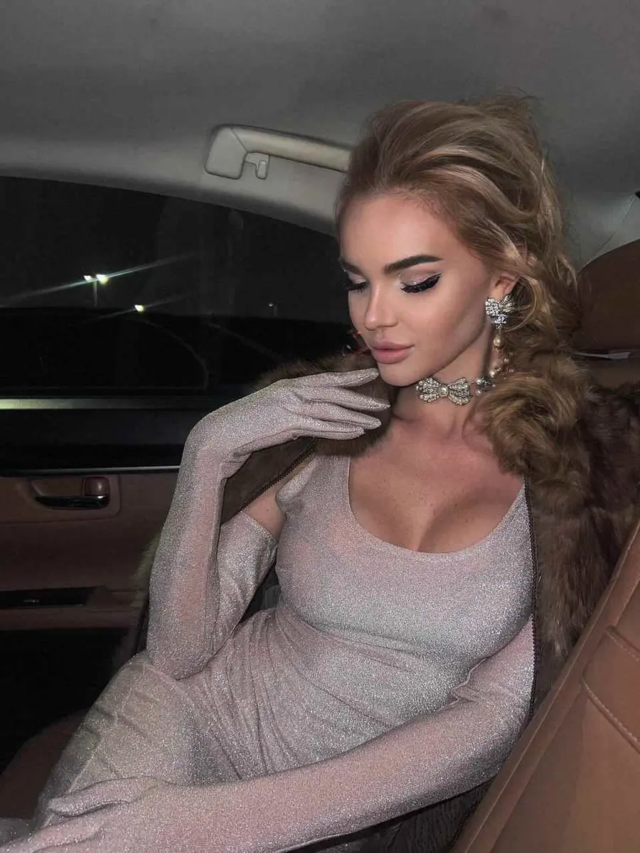 Agata escort in Dubai
