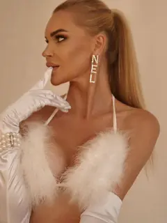 Agata escort in Dubai
