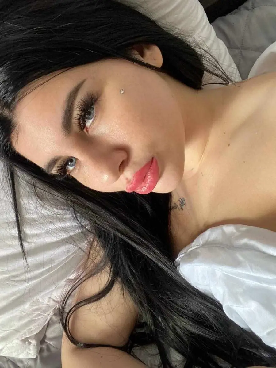 Alexandra escort in Dubai