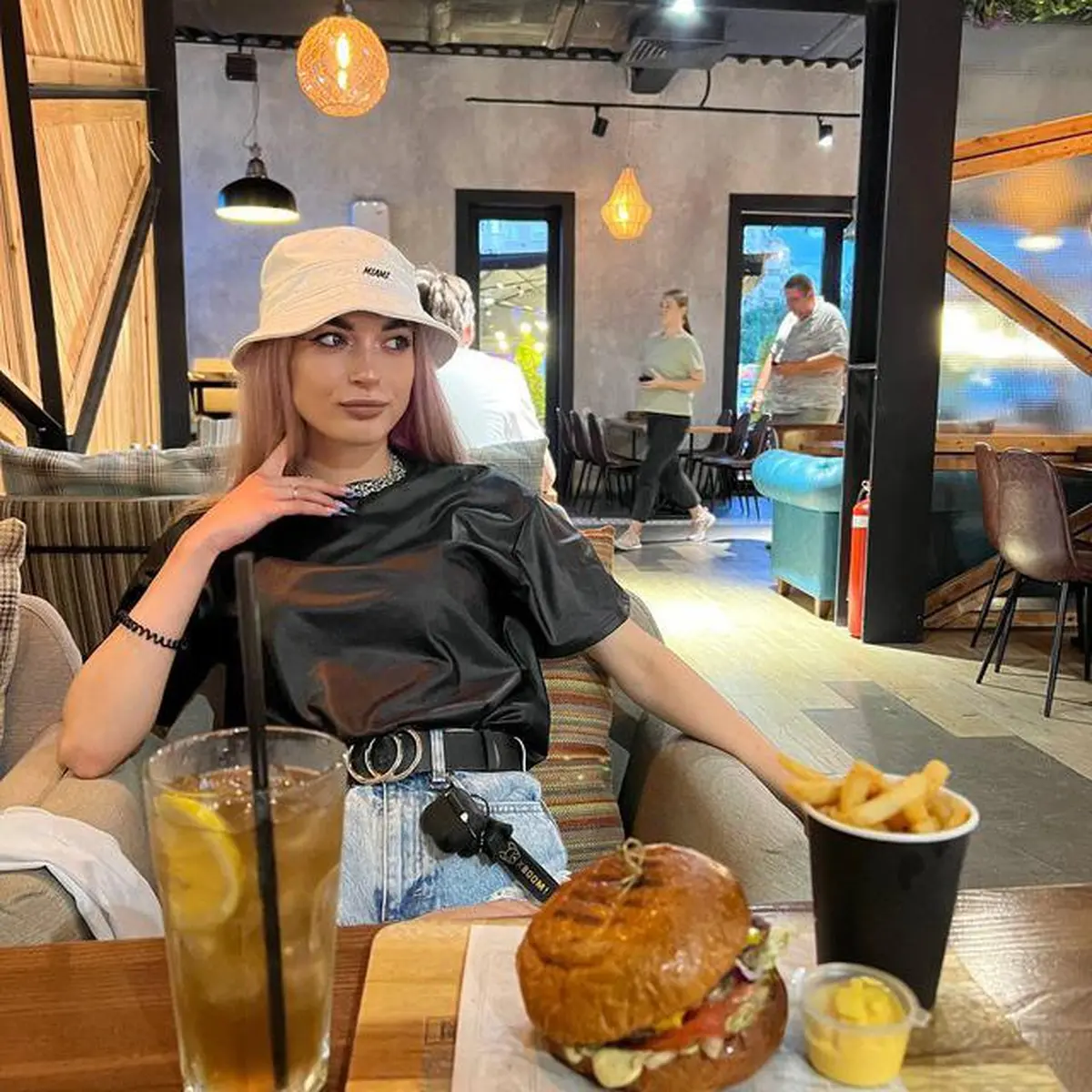 Alice escort in Dubai