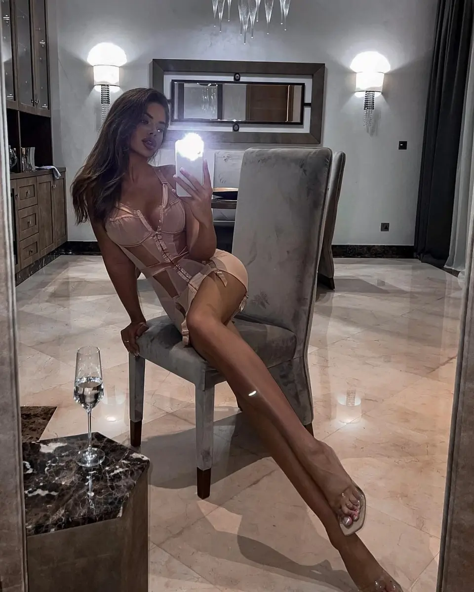 Anata escort in Dubai