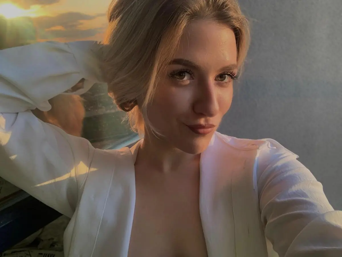 Anna escort in Dubai
