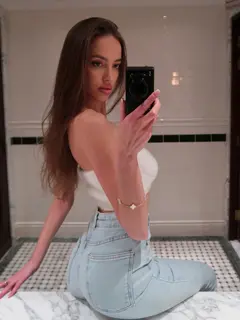 Anna escort in Dubai