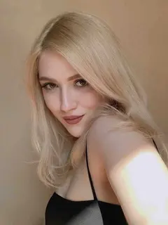 Anna escort in Dubai