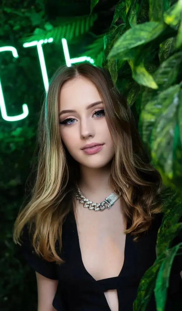 Annabella escort in Dubai