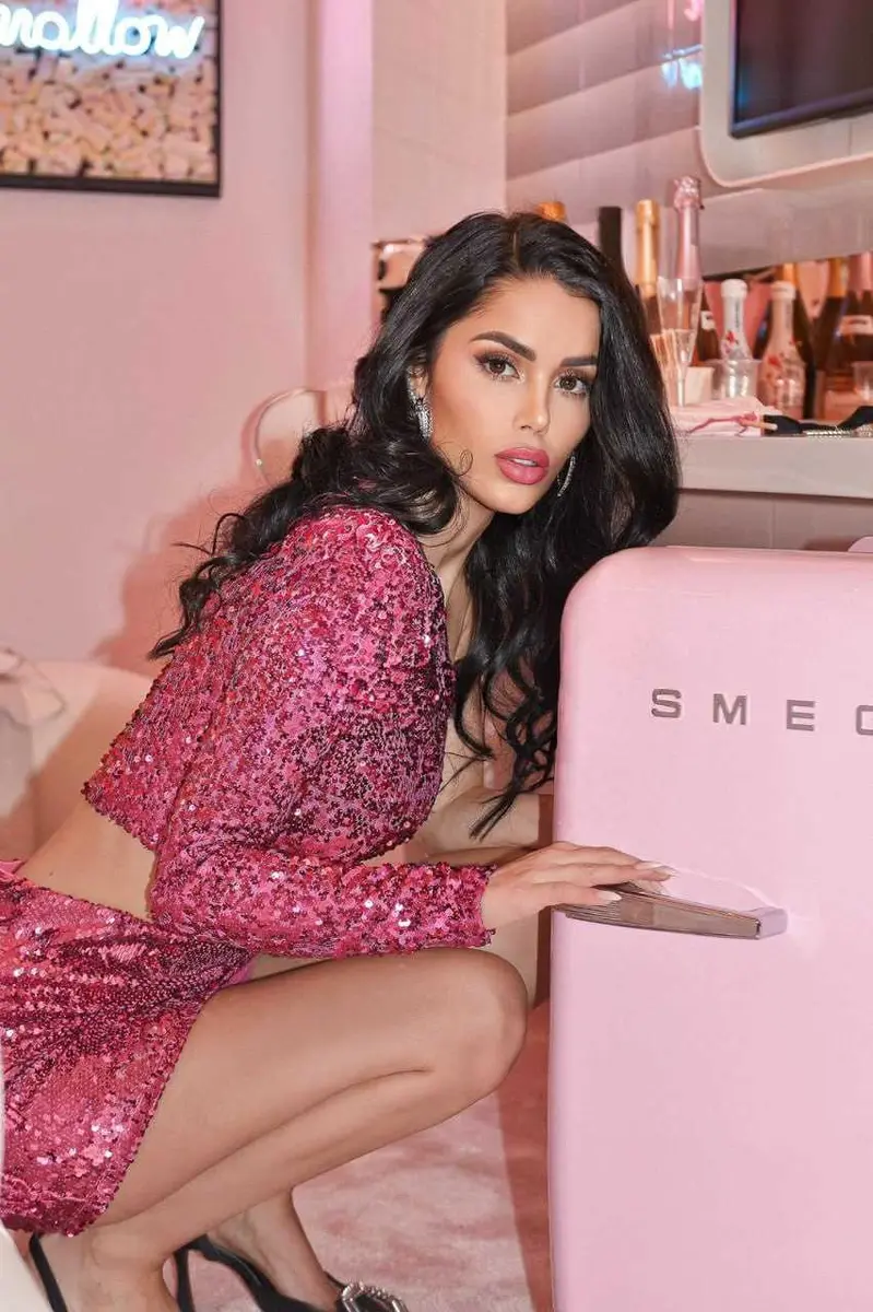 Carmen escort in Dubai
