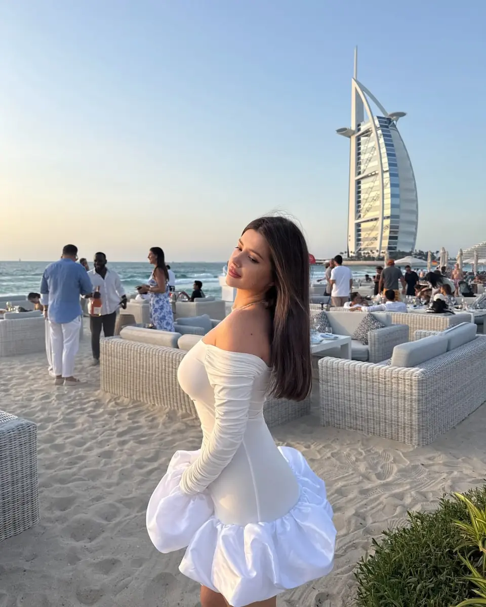 Inna escort in Dubai