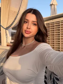 Inna escort in Dubai
