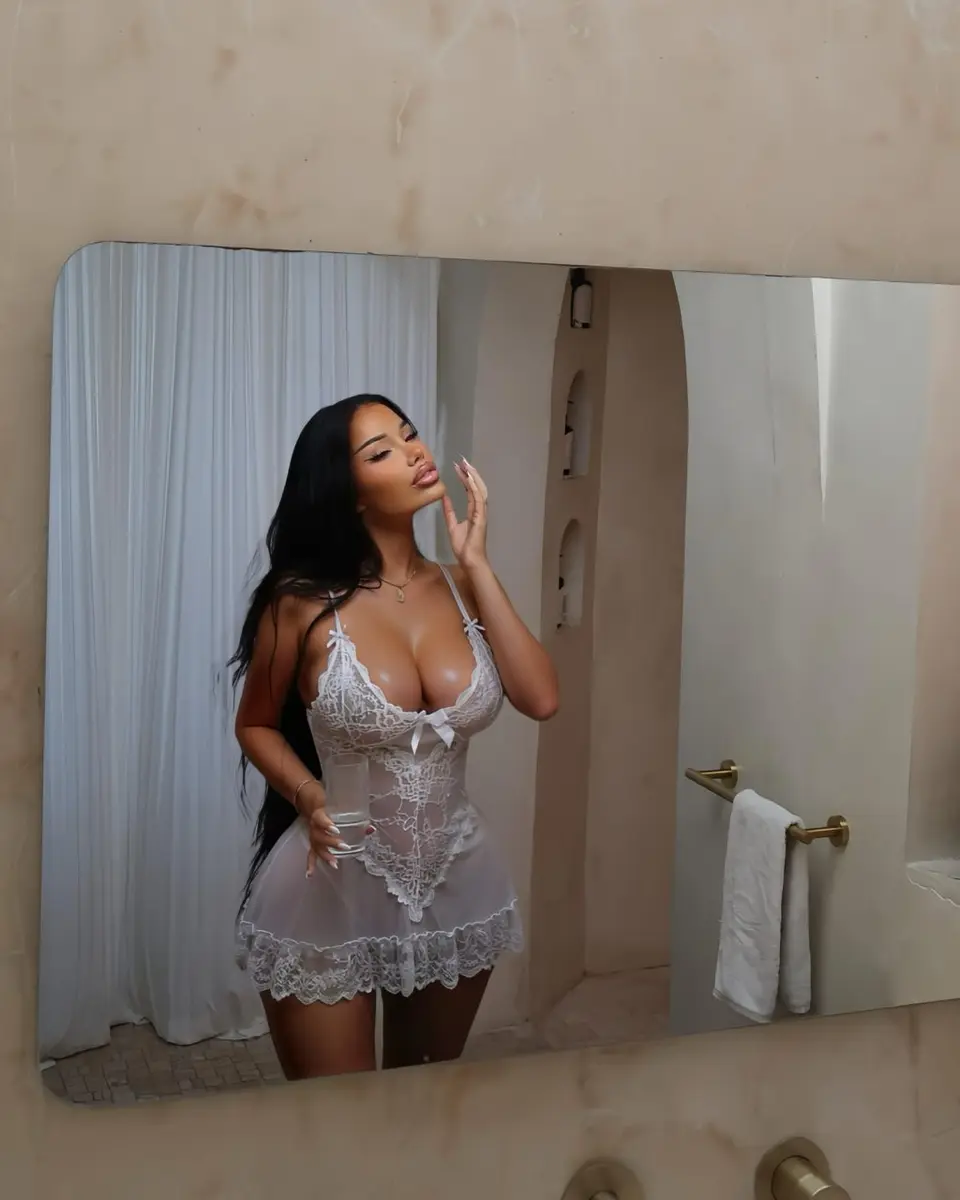 Liona escort in Dubai