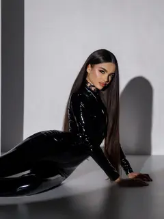 Milliona escort in Dubai