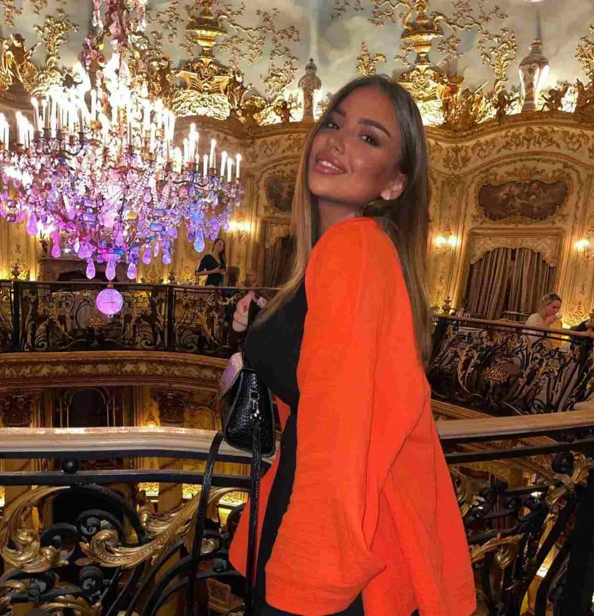 Mira escort in Dubai