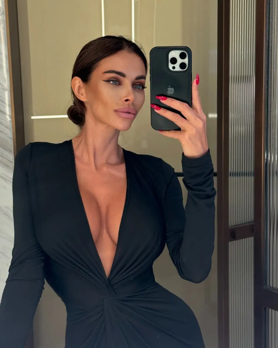 Nona escort in Dubai