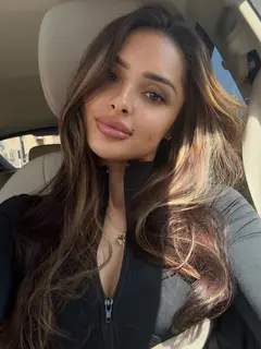 Oli escort in Dubai