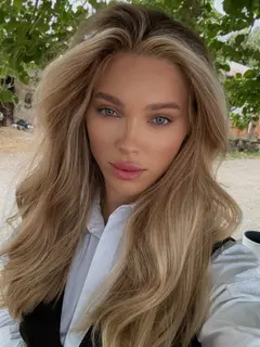 Olivka escort in Dubai