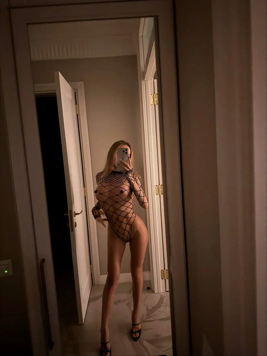 Ronna escort in Dubai