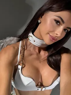 Sara escort in Dubai