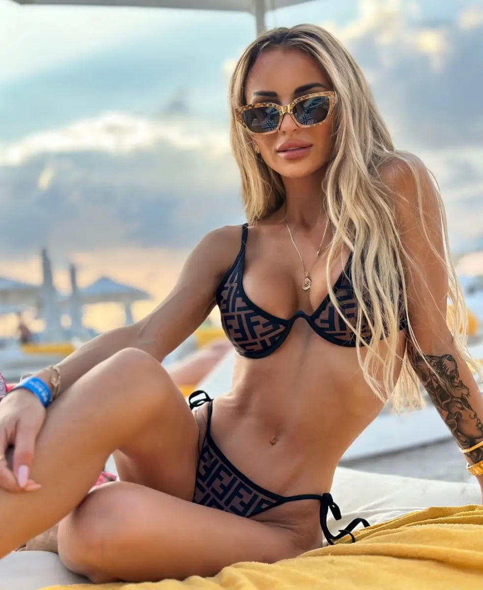 Tanya escort in Dubai