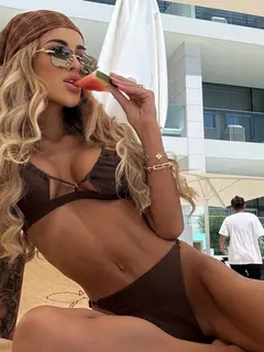 Tanya escort in Dubai