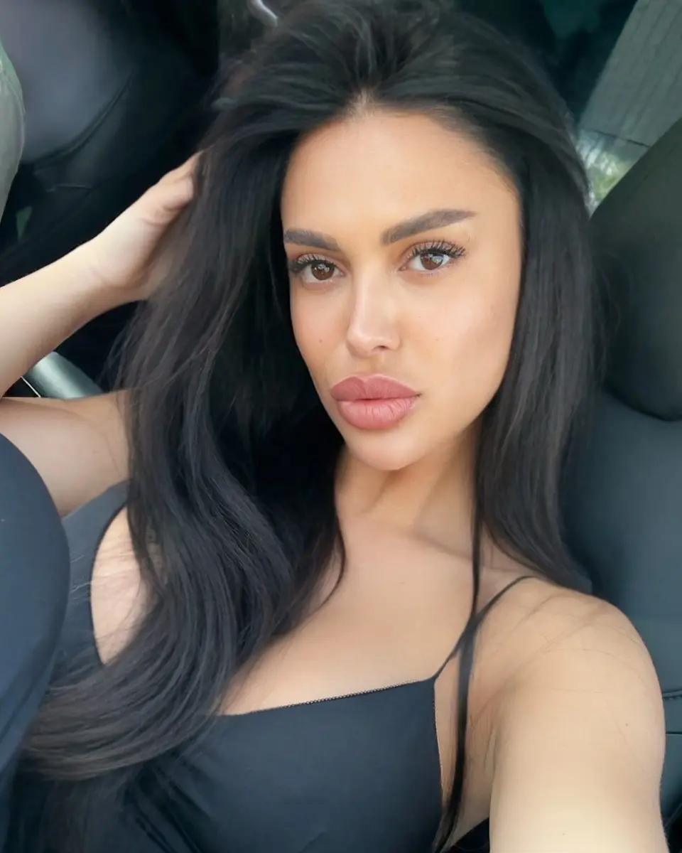 Valeria escort in Dubai