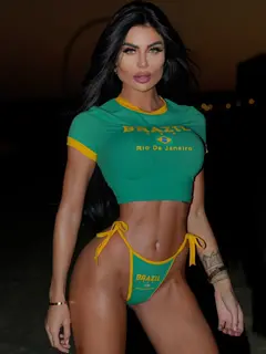 Vika escort in Dubai