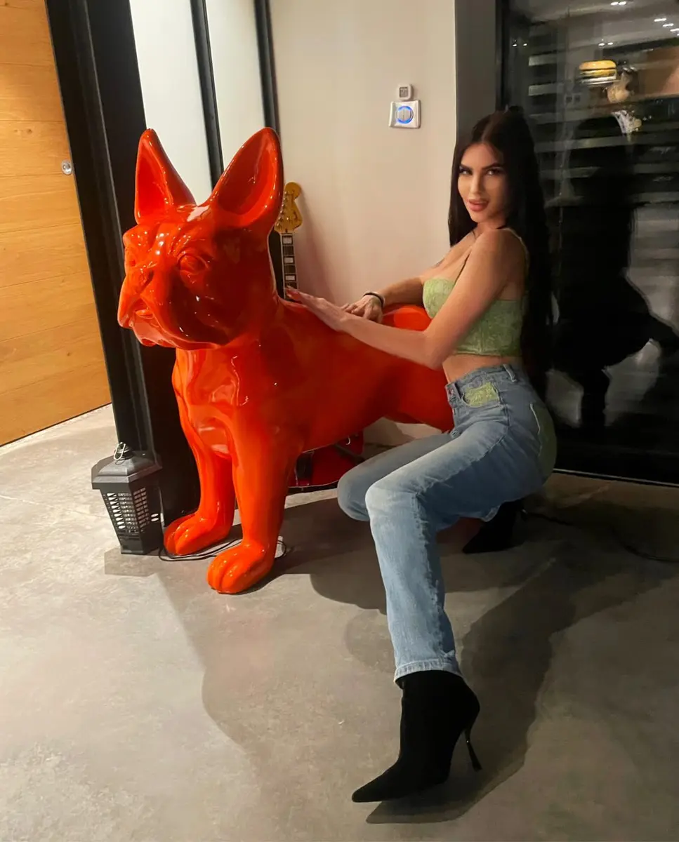 Zoi escort in Dubai